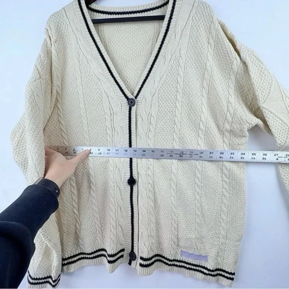 Taylor Swift Inspired Folklore Embroidered Star Knit Oversized Cardigan Womens L - Picture 4 of 8